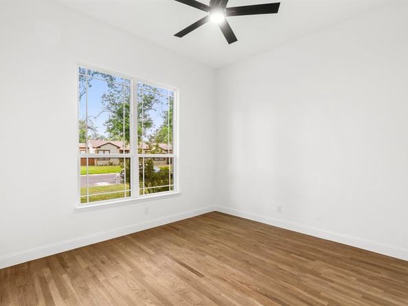 848  Northwood Road , Fort Worth Texas 76107