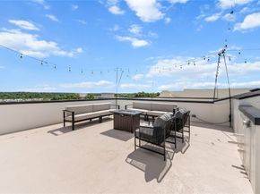 1021  Mobile Street , Dallas Texas 75208