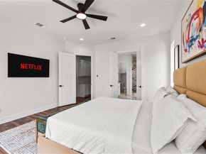 1021  Mobile Street , Dallas Texas 75208