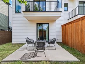 1021  Mobile Street , Dallas Texas 75208