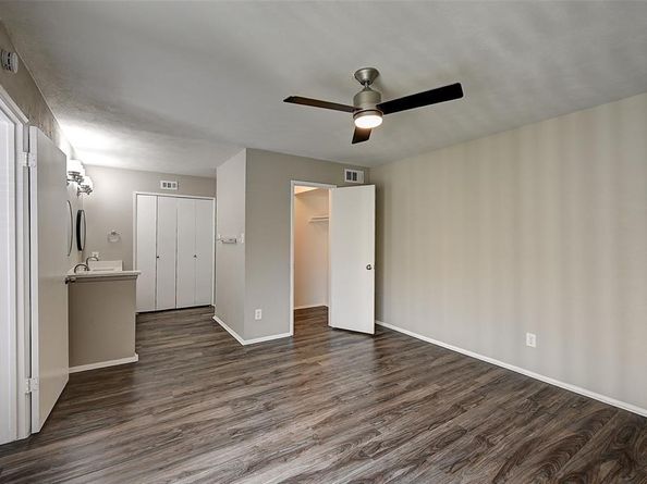 9556  Gonzales Drive , Dallas Texas 75227