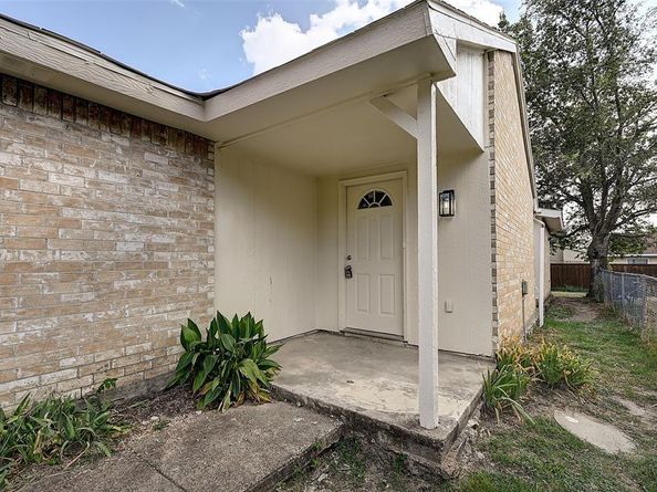 9556  Gonzales Drive , Dallas Texas 75227