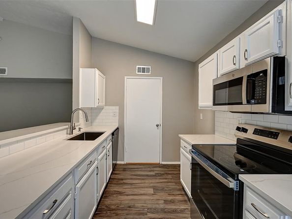 9556  Gonzales Drive , Dallas Texas 75227