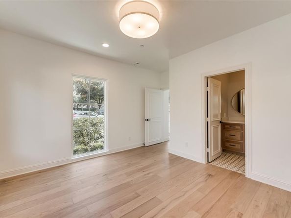 5501  Hillcrest Avenue , Highland Park Texas 75205