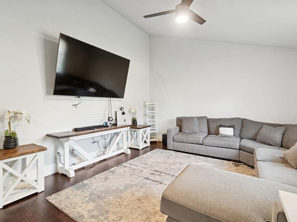 2102  Statler Drive , Carrollton Texas 75007