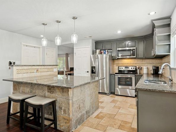 2102  Statler Drive , Carrollton Texas 75007