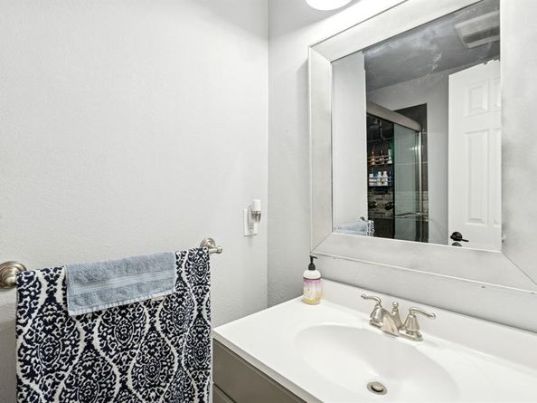 2102  Statler Drive , Carrollton Texas 75007
