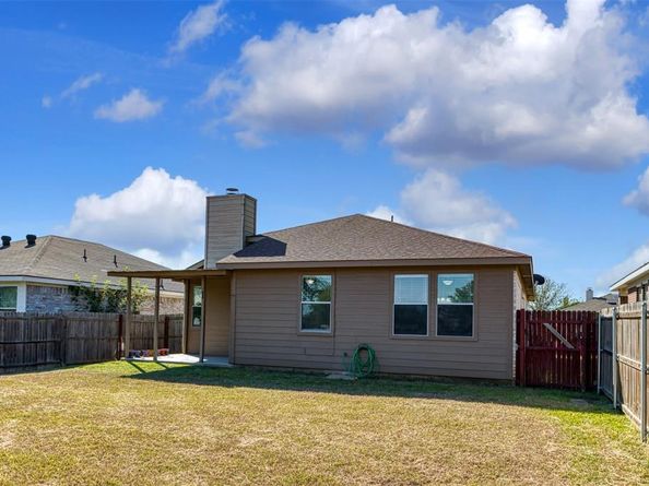 1021  Buffalo Springs Drive , Fort Worth Texas 76140