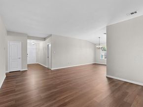 1004  Canyon Drive , Justin Texas 76247