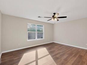 1004  Canyon Drive , Justin Texas 76247