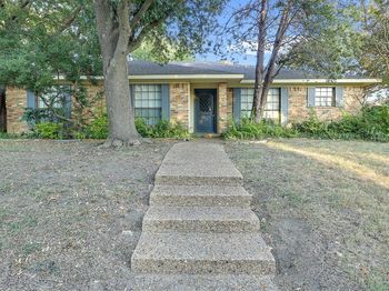5008  Hatherly Drive 