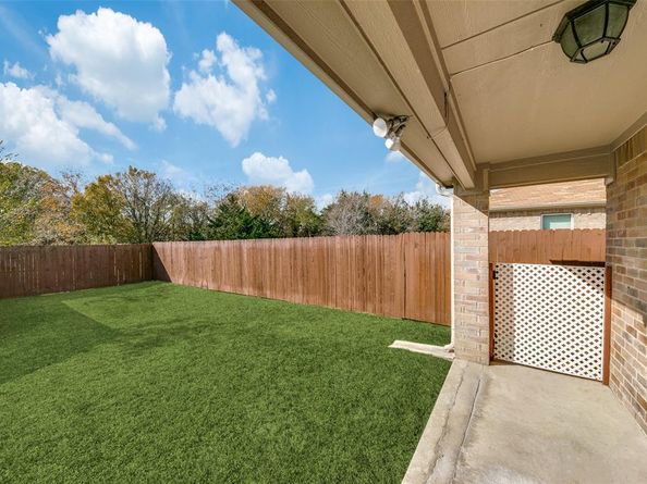 15407  Dorothy Nell Drive , Dallas Texas 75253