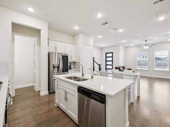 12986  Jk Ojha Street , Farmers Branch Texas 75234