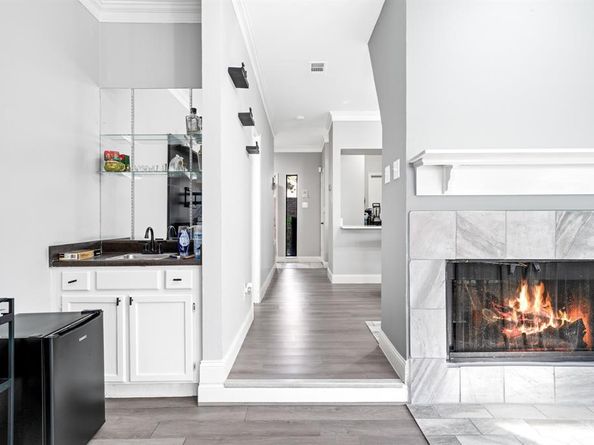 5616  Preston Oaks Road  909, Dallas Texas 75254