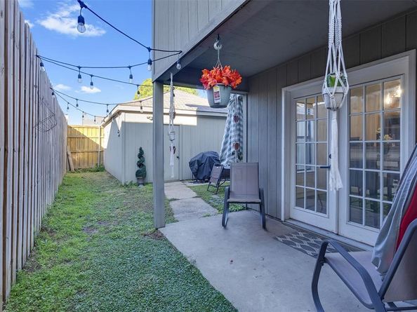 4937  Lomax Drive , Dallas Texas 75227