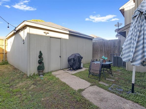 4937  Lomax Drive , Dallas Texas 75227