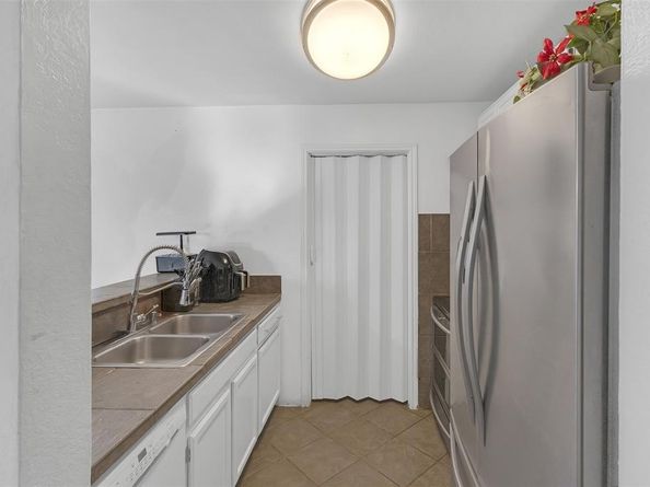 4937  Lomax Drive , Dallas Texas 75227