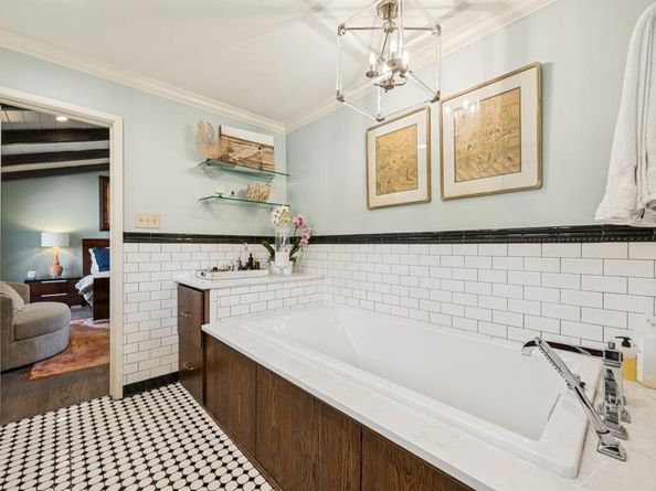 4549  Walnut Hill Lane , Dallas Texas 75229