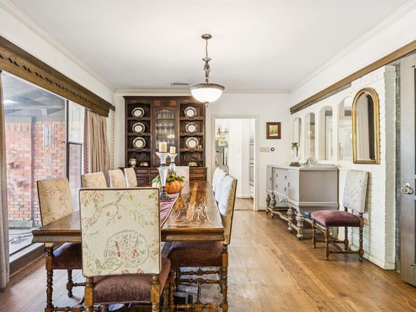 4549  Walnut Hill Lane , Dallas Texas 75229