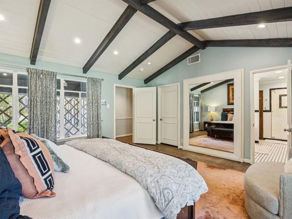 4549  Walnut Hill Lane , Dallas Texas 75229