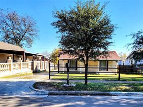 2004  Prairie Avenue , Fort Worth Texas 76164