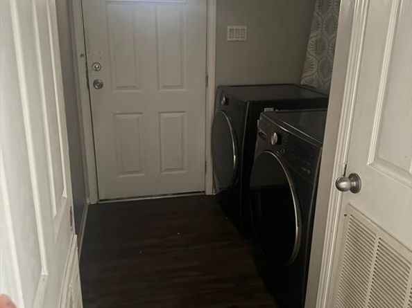 3814  Middlefield Road  DA, Dallas Texas 75253