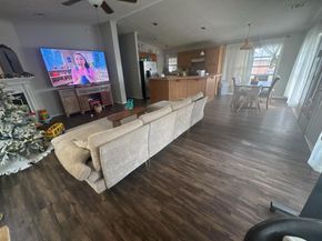 3814  Middlefield Road  DA, Dallas Texas 75253