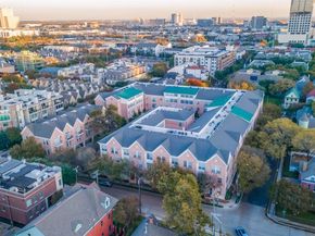 2305  Worthington Street  216, Dallas Texas 75204