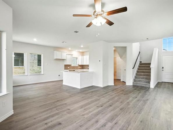 3421  Bar Claims Street , Aubrey Texas 76227