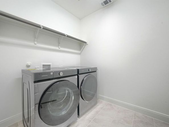 1348  Bay Laurel Road , Fate Texas 75087