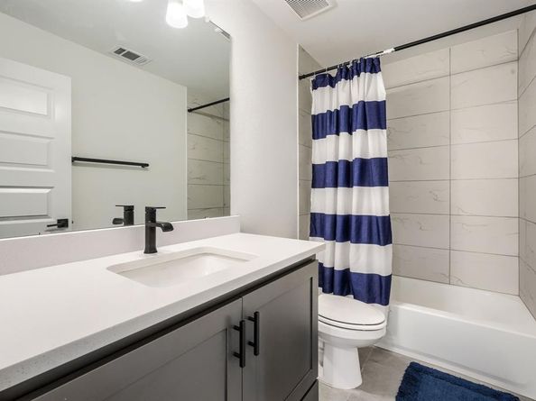 1348  Bay Laurel Road , Fate Texas 75087