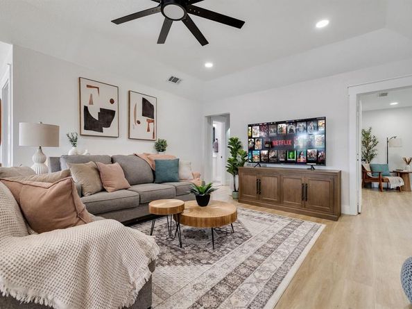 2409  Pebblebrook Court , Grand Prairie Texas 75050