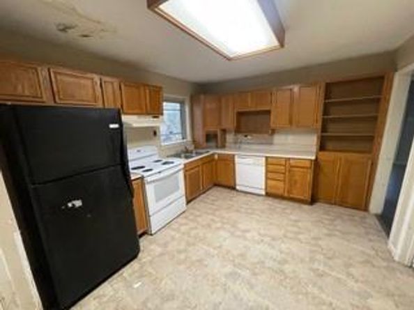 1909  Lee  , Mesquite Texas 75149