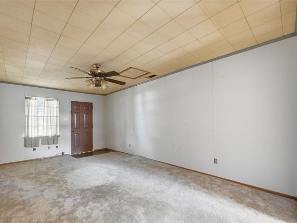 206 W Ridgewood Drive , Garland Texas 75041