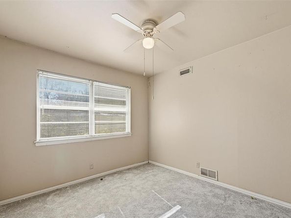 206 W Ridgewood Drive , Garland Texas 75041