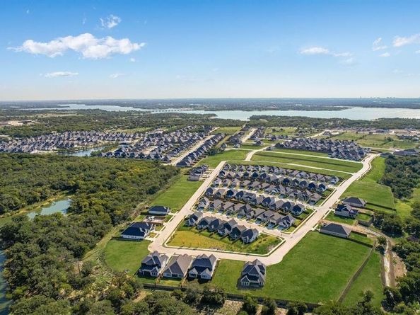 125  South Oak Drive , Oak Point Texas 75068