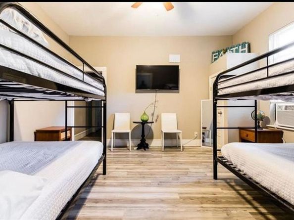 237 W Brooklyn Avenue , Dallas Texas 75208