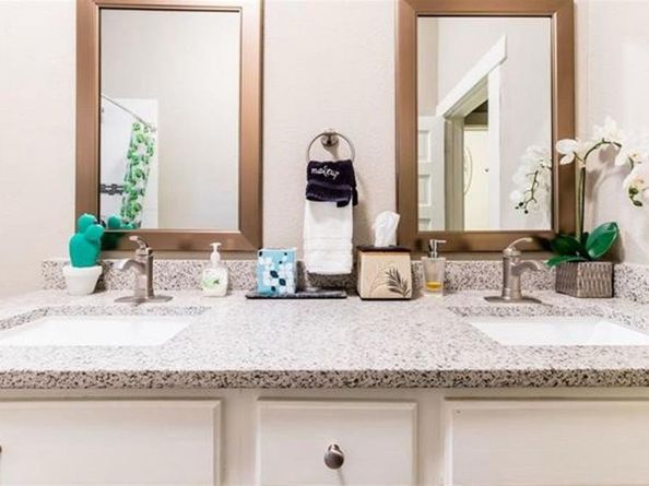 237 W Brooklyn Avenue , Dallas Texas 75208
