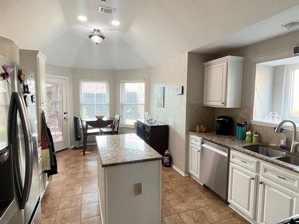 2525  Widgeon Way , Mesquite Texas 75181
