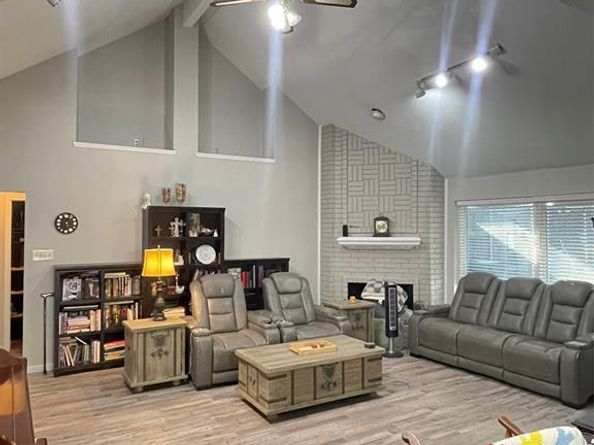 2525  Widgeon Way , Mesquite Texas 75181