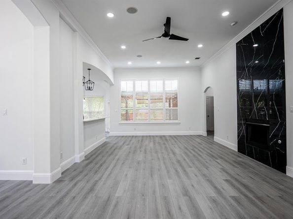 1810  Winterberry Trail , Garland Texas 75040