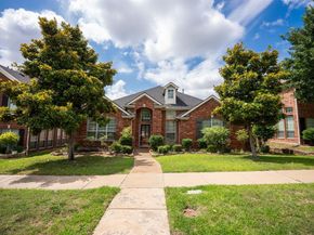 1810  Winterberry Trail , Garland Texas 75040