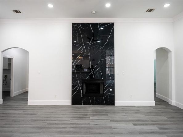 1810  Winterberry Trail , Garland Texas 75040