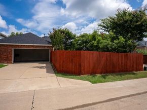 1810  Winterberry Trail , Garland Texas 75040