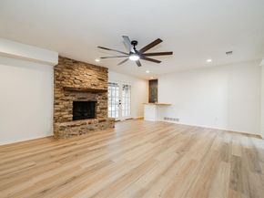 2811  Burlwood Drive , Dalworthington Gardens Texas 76016