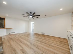 2811  Burlwood Drive , Dalworthington Gardens Texas 76016