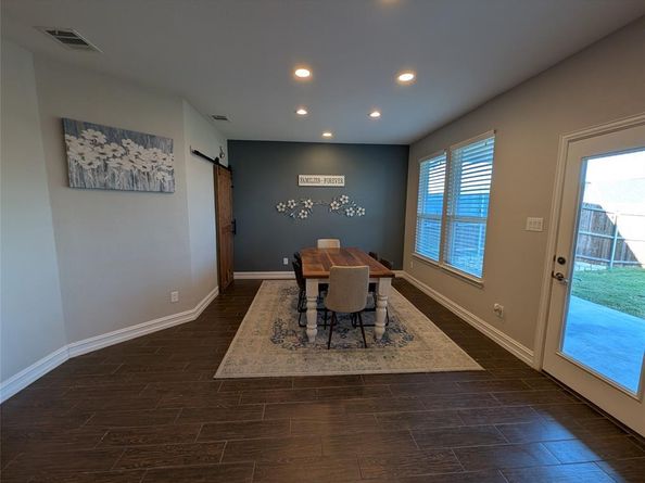 2209  Old Pecos Trail , Fort Worth Texas 76131
