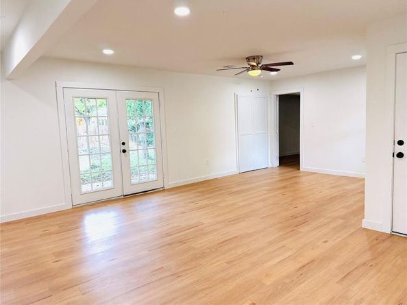 1902  Dorothy Drive , Grand Prairie Texas 75051