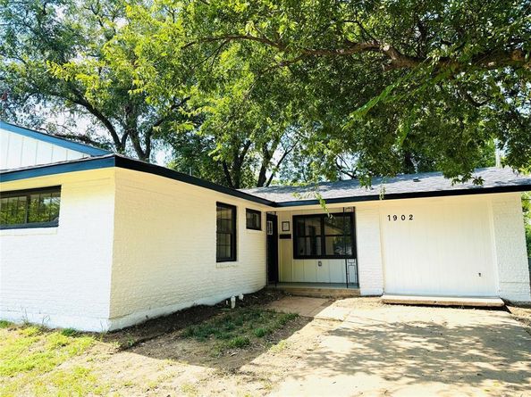 1902  Dorothy Drive , Grand Prairie Texas 75051