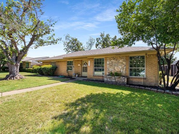 3750  Ridgeoak Way , Farmers Branch Texas 75244